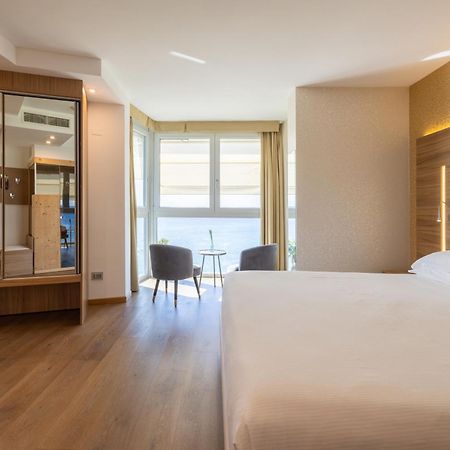 Kriss Internazionale Hotel Bardolino Extérieur photo