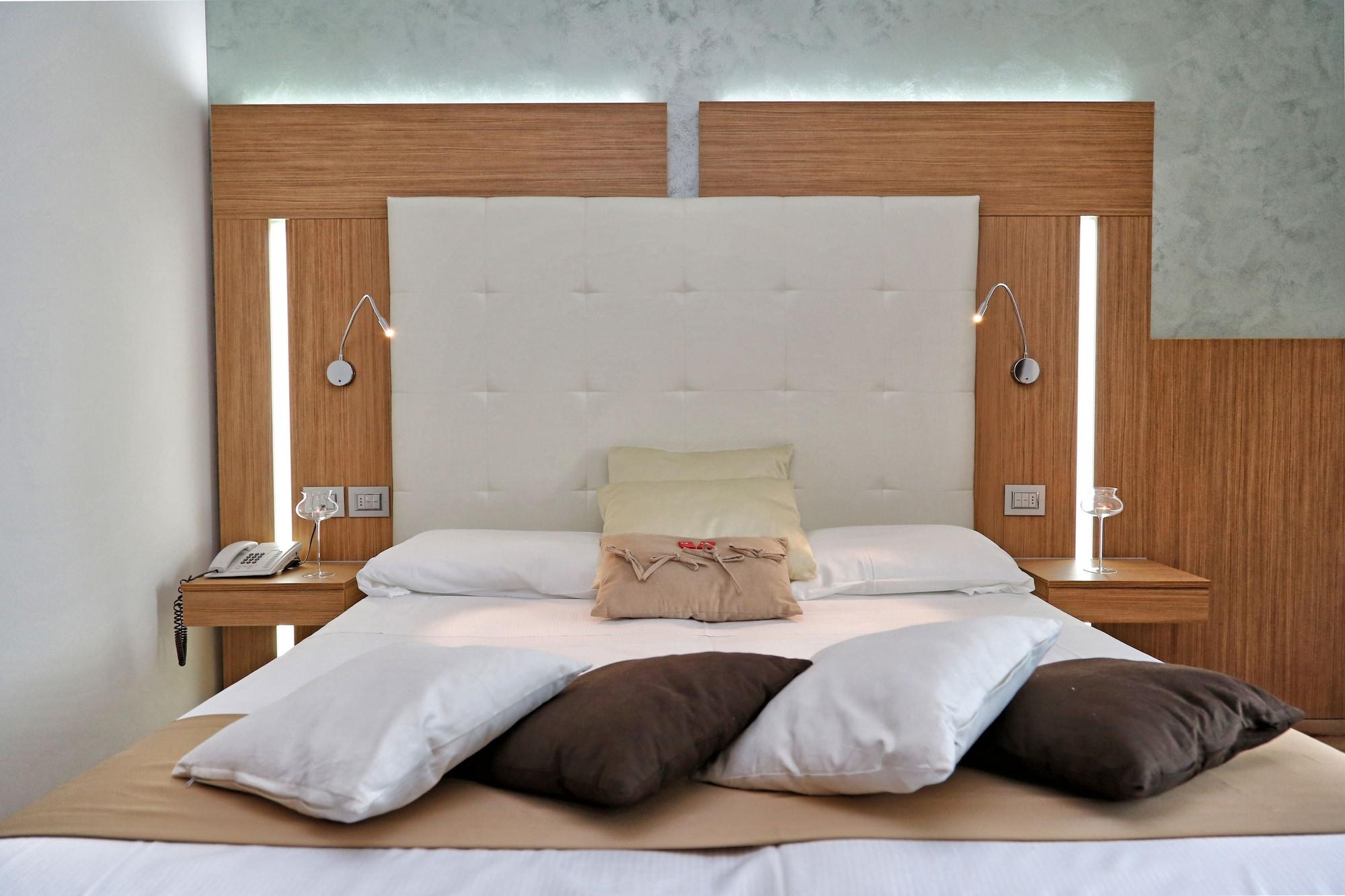 Kriss Internazionale Hotel Bardolino Extérieur photo