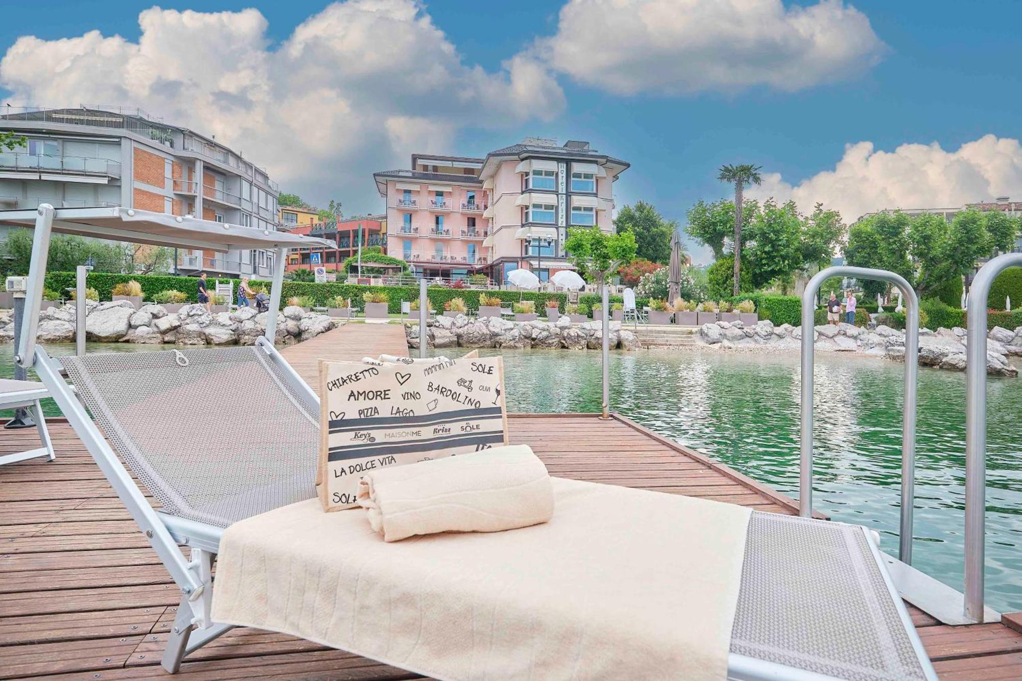 Kriss Internazionale Hotel Bardolino Extérieur photo