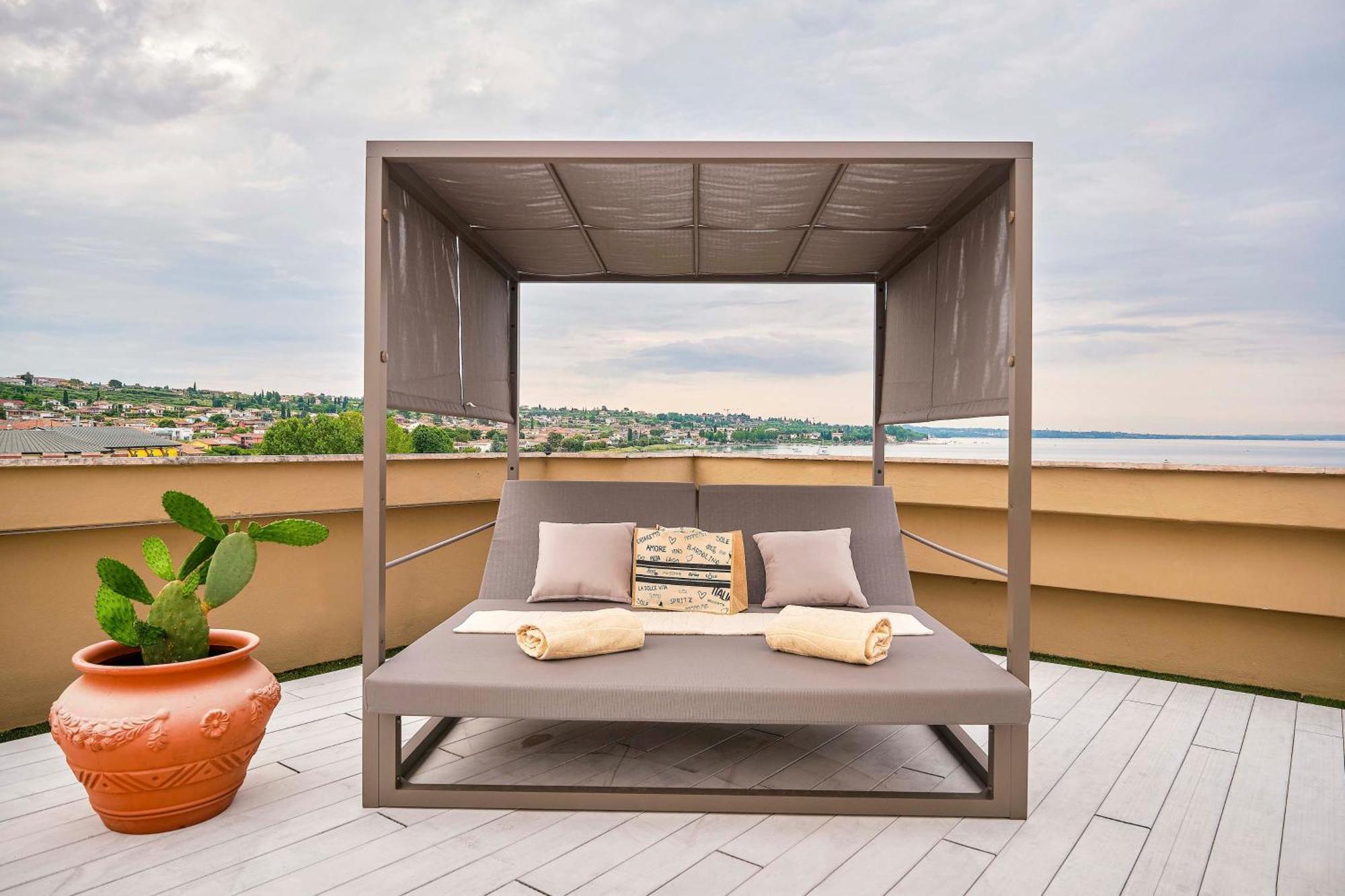 Kriss Internazionale Hotel Bardolino Extérieur photo